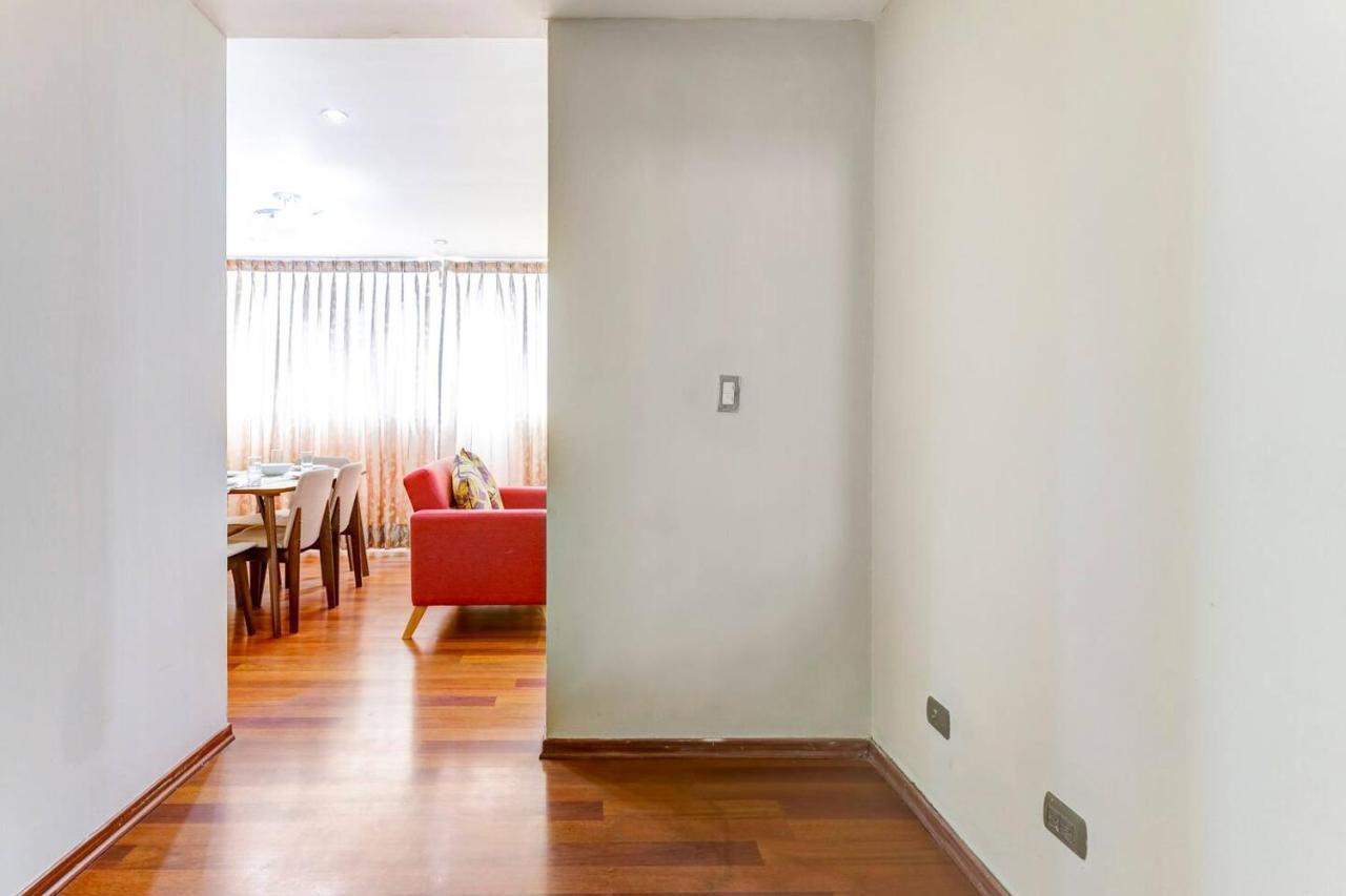 Apartamentos Estela En Alameda Colonial - 5Km Aeropuerto Jorge Chavez Lima Exteriér fotografie